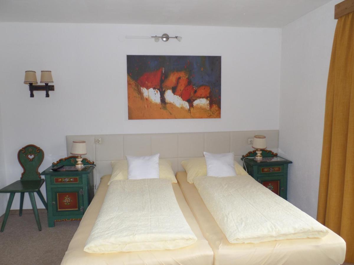 Landhaus Sonnenberg St. Anton am Arlberg Pokój zdjęcie